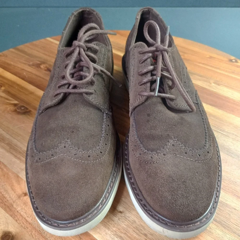 Levi's Suede Leather Wingtip Shoes Mens‎ Sz 10.5 Brown Dress Casual Oxfords